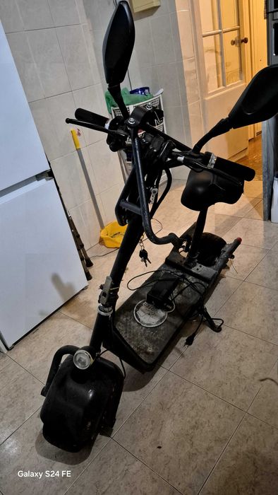 Scooter elétrica para venda ou troca