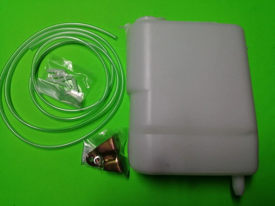 Reservatório / Depósito Da Água do Limpa Vidros Completo com Motor - Toyota Hilux