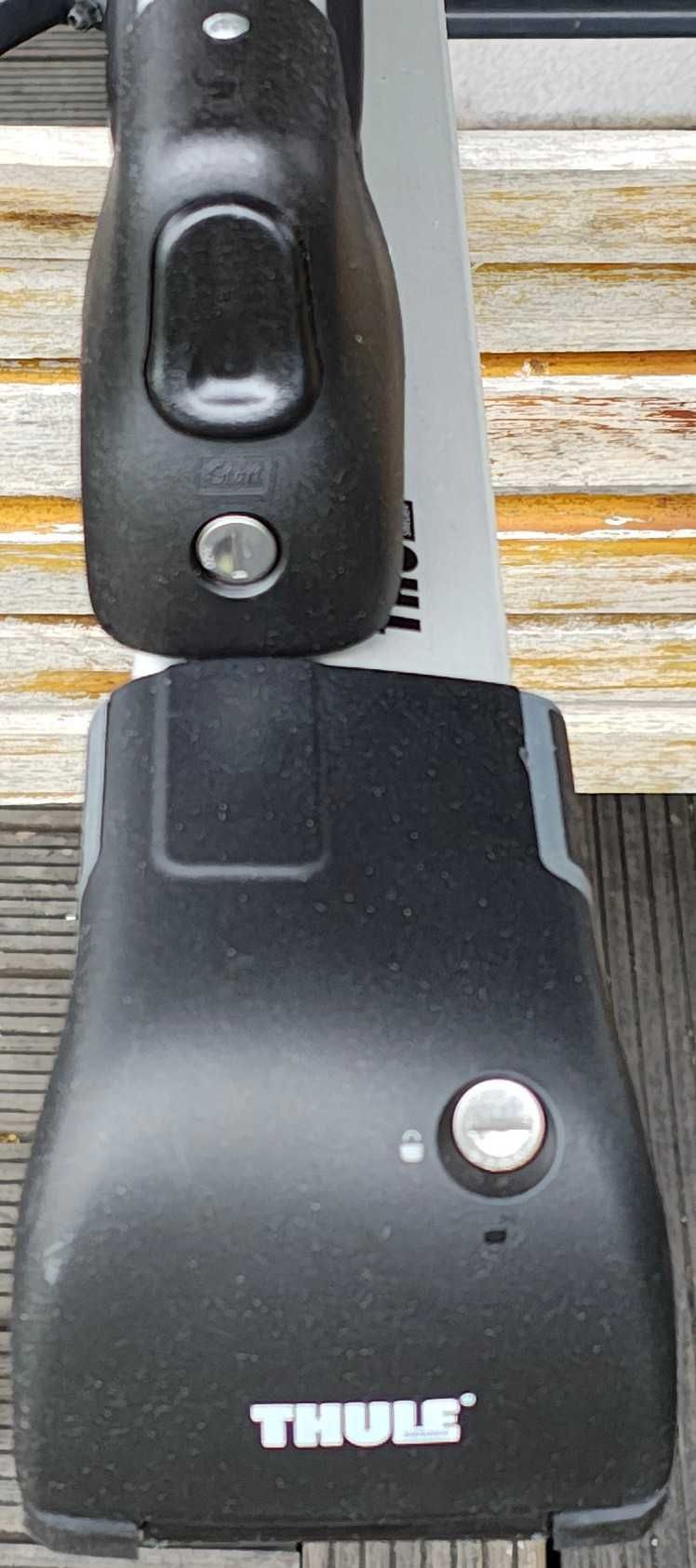 THULE _ Aluminiowy Bagażnik z Uchwytami na Narty lub Snowboard