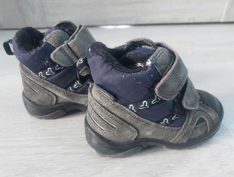 21 buty chłopięce śniegowce ocieplane kozaki