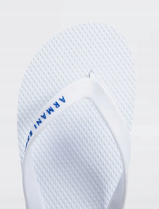 ARMANI EXCHANGE Klapki japonki r 43