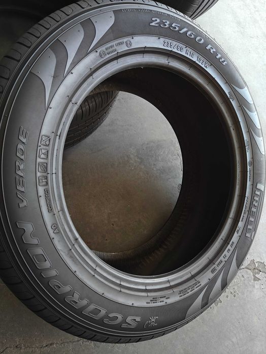2шт R18 235 60 шини літні Pirelli Scorpion Verde