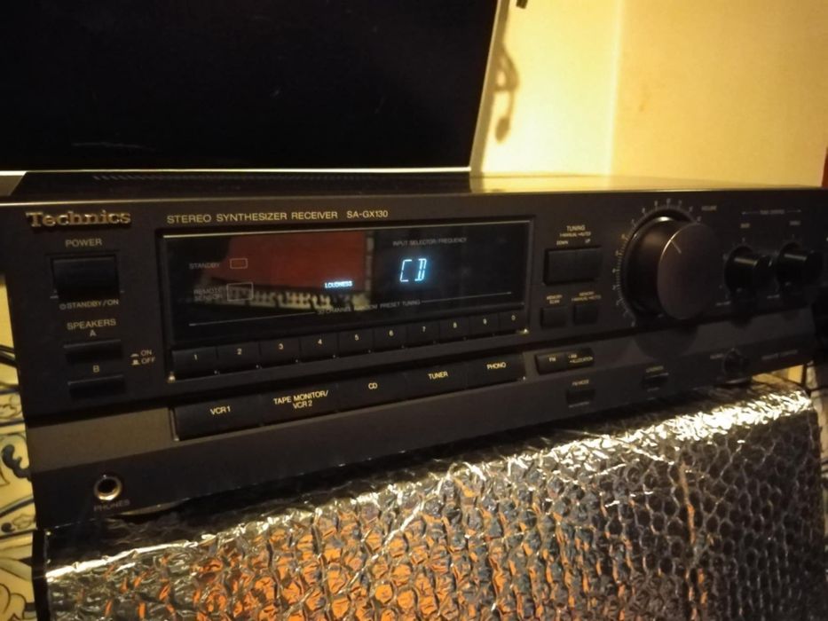 Amplificador Technics com rádio, Mod.SA GX130