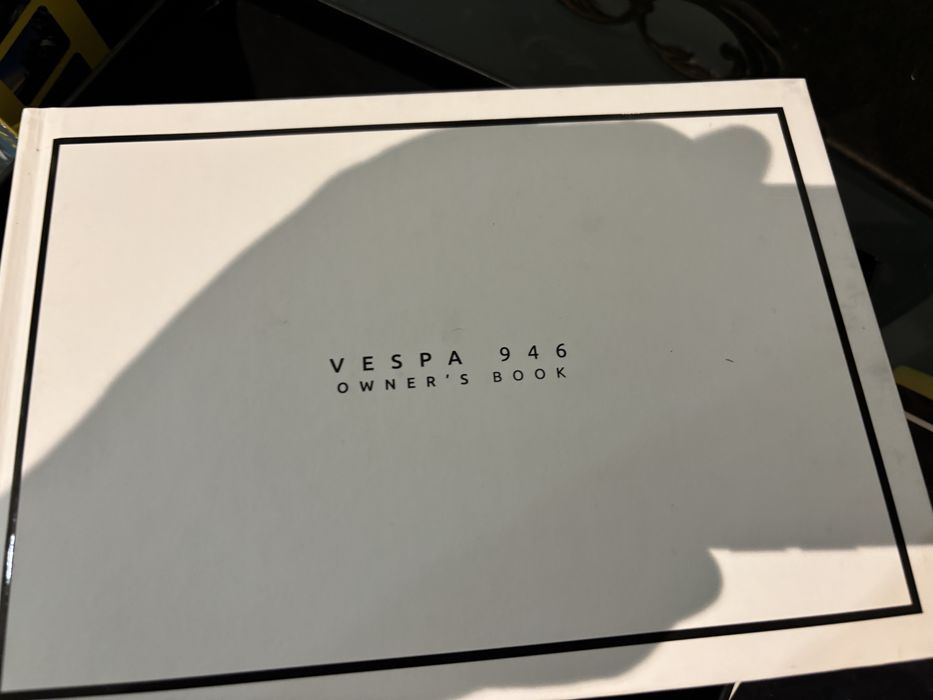 Vespa 946 ricordo italiano edicao limitada