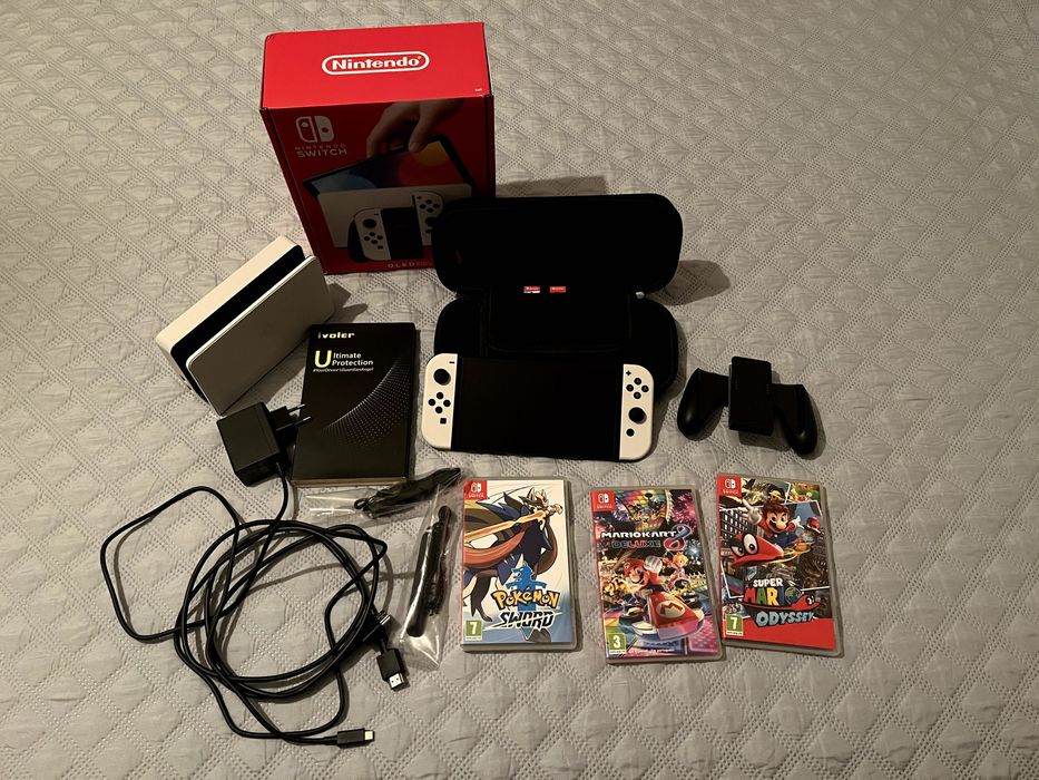 Nintendo Switch OLED Branca – Como Nova + 3 Jogos + Acessórios