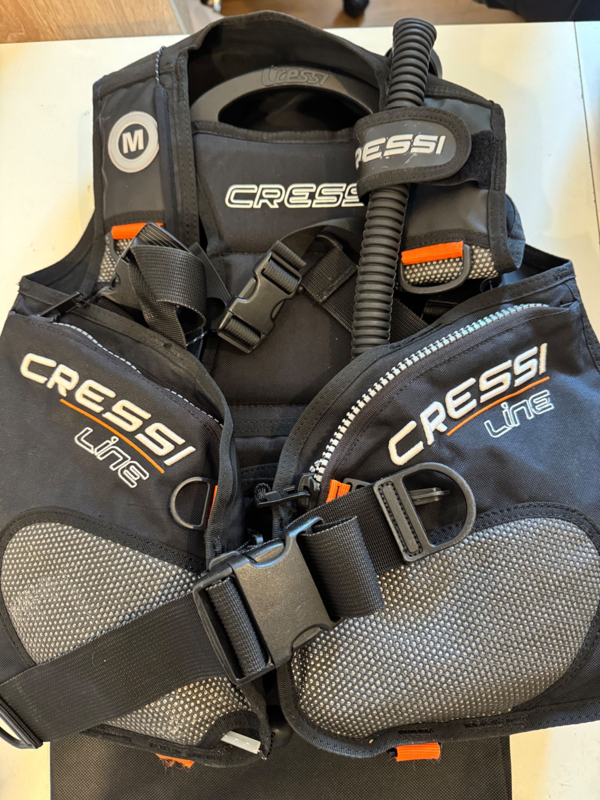 Jacket Nurkowy Cressi Line Rozmiar M 2 automaty oddechowe manometr