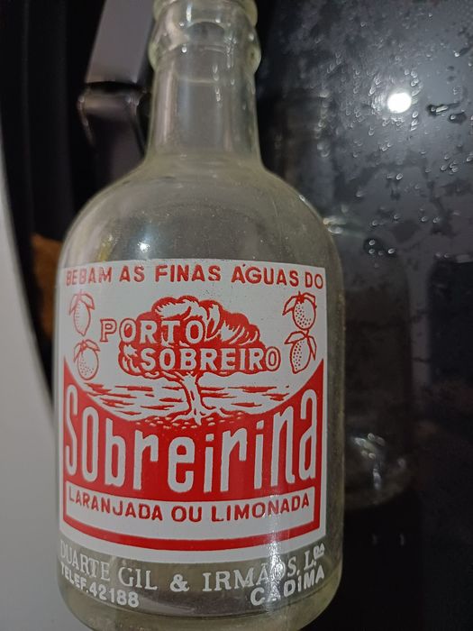 Garrafa poligravada  antiga de sumo