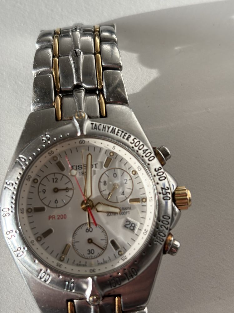A venda relógio Tissot