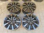 LEXUS 17" 5x114,3 felgi aluminiowe 8J czarny polysk
