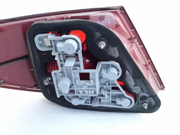 Farolim direito MERCEDES-BENZ Classe C (W204)