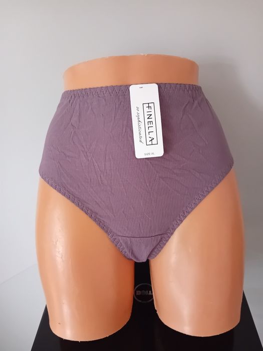 Stringi damsk7e z wysokim stanem duże rozmiary