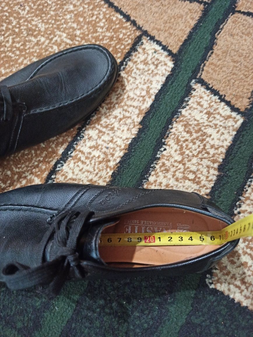 Чоловічі туфлі 41 розмір