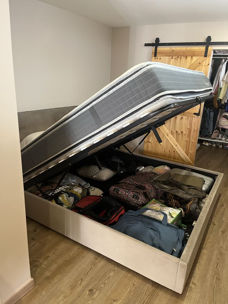 Cama e colchao para venda