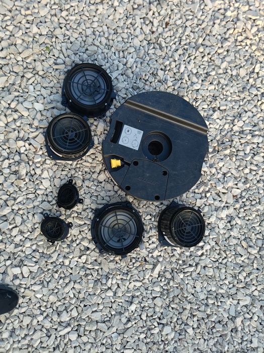 Audi Q7 4l komplet głośników Bose