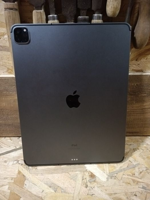 Ipad pro m1 12.9 5 gen  256gb LTE