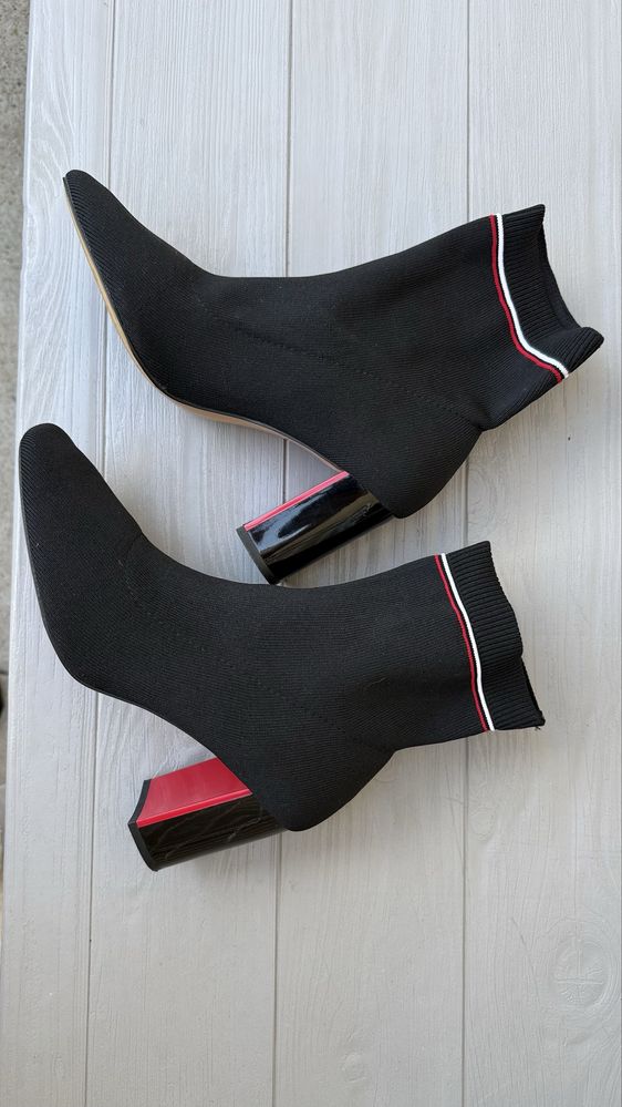 Bota de Lycra tam. 40 Stradivarius