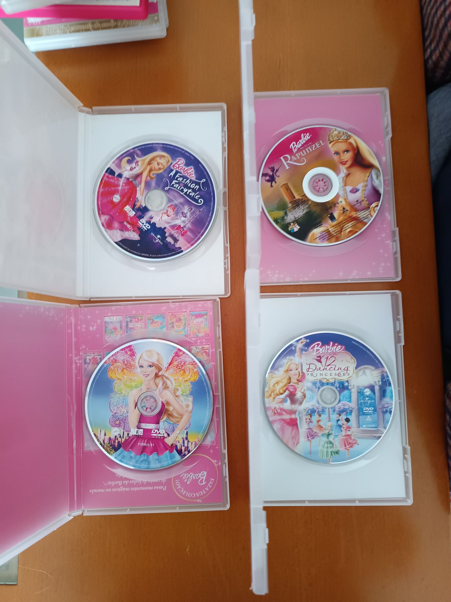 Conjunto de dvds Barbie