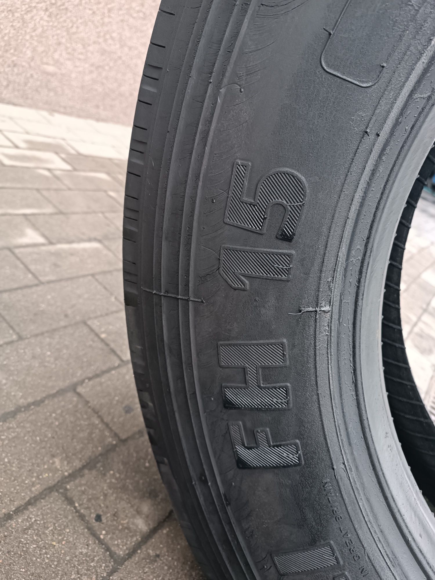 275/70R22.5 Pirelli FH15 opona ciężarowa