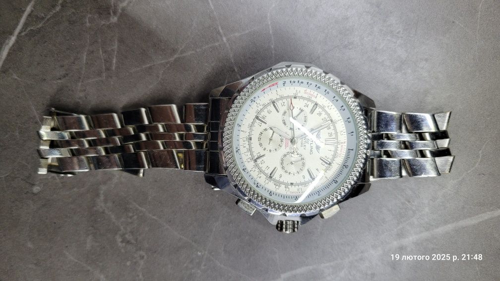 Годинник часи Breitling