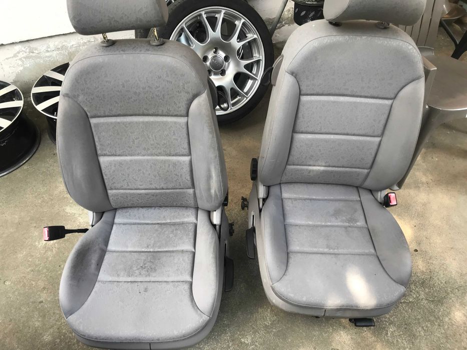 Audi A3 8l,3drzwi,Golf 4 komplet foteli 250zł