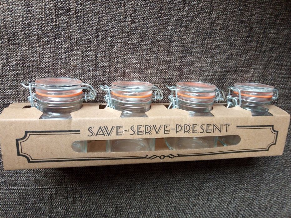 Pojemniki szklane na przyprawy i inne produkty spożywcze.Nowe.Okazja!