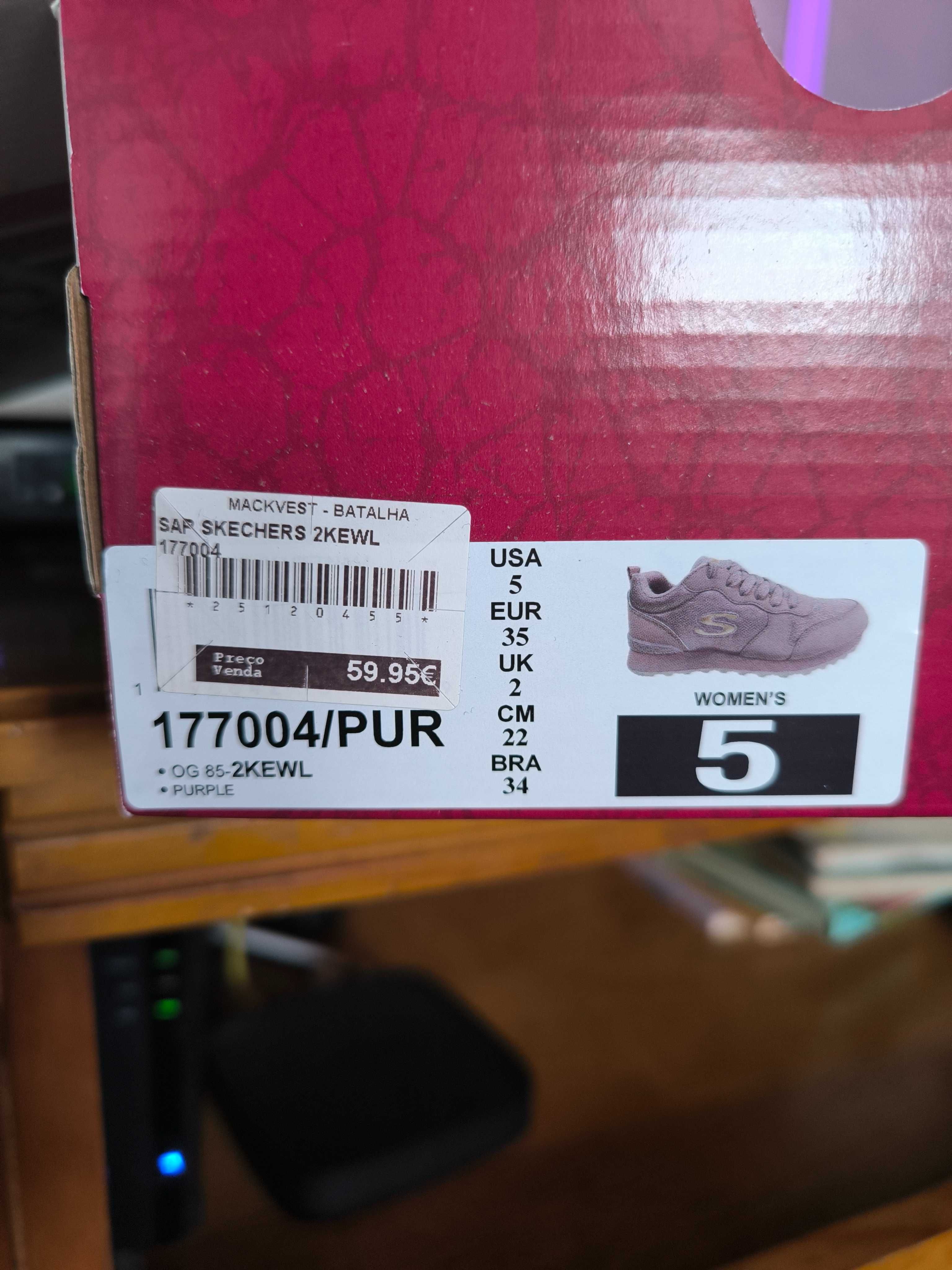 Vendo Skechers novas
