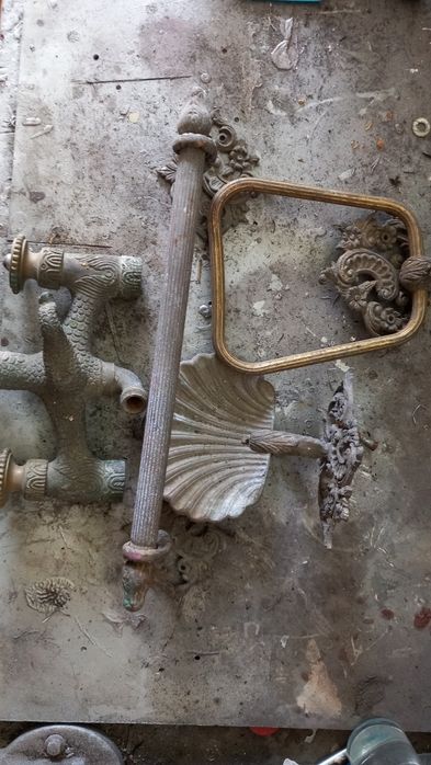 Vendo acessorios para casa de banho antigos