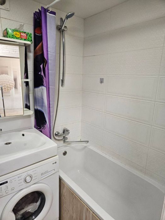 ЗАТИШНА квартира на Деміївській з ГОТОВИМ ремонтом