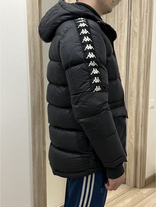Чоловічий пуховик kappa