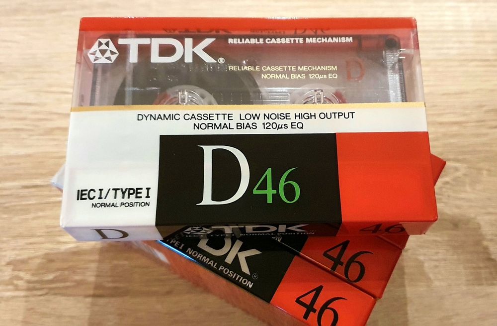 Kasety magnetofonowe TDK D-46.