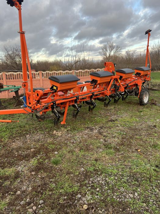Сівалка ФАВОРИТ УПС 8 2022року відеальному стані