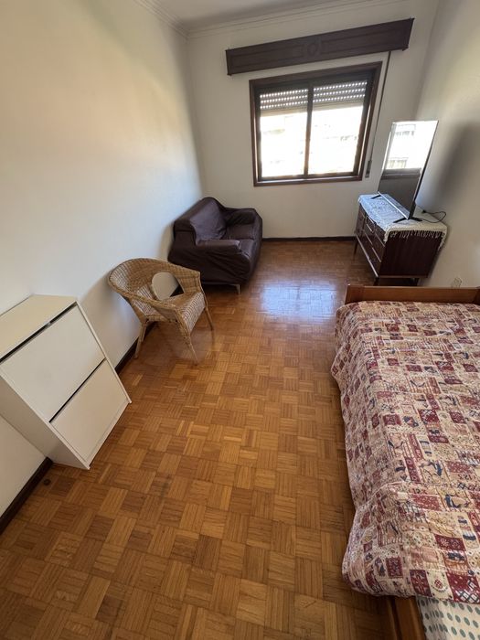 Quarto em Esmoriz