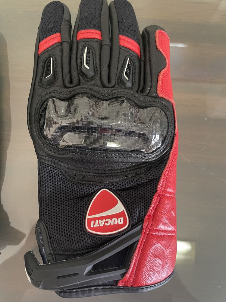 Luvas Ducati NOVAS