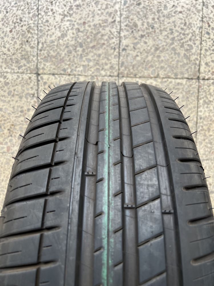 Pneus semi-novos 195/50R15