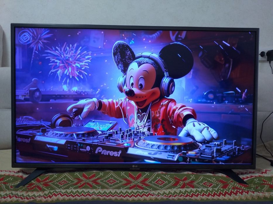 4K video. Wi-Fi. LG 43"діагональ .SMART TV.