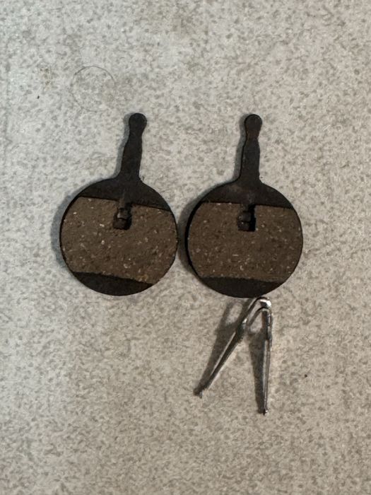 Pastilhas para trotinete e bicicletas