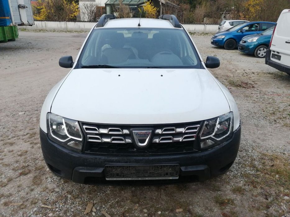 Бампер Dacia Duster I (1) 2010-2017 разборка дача дастер запчастини