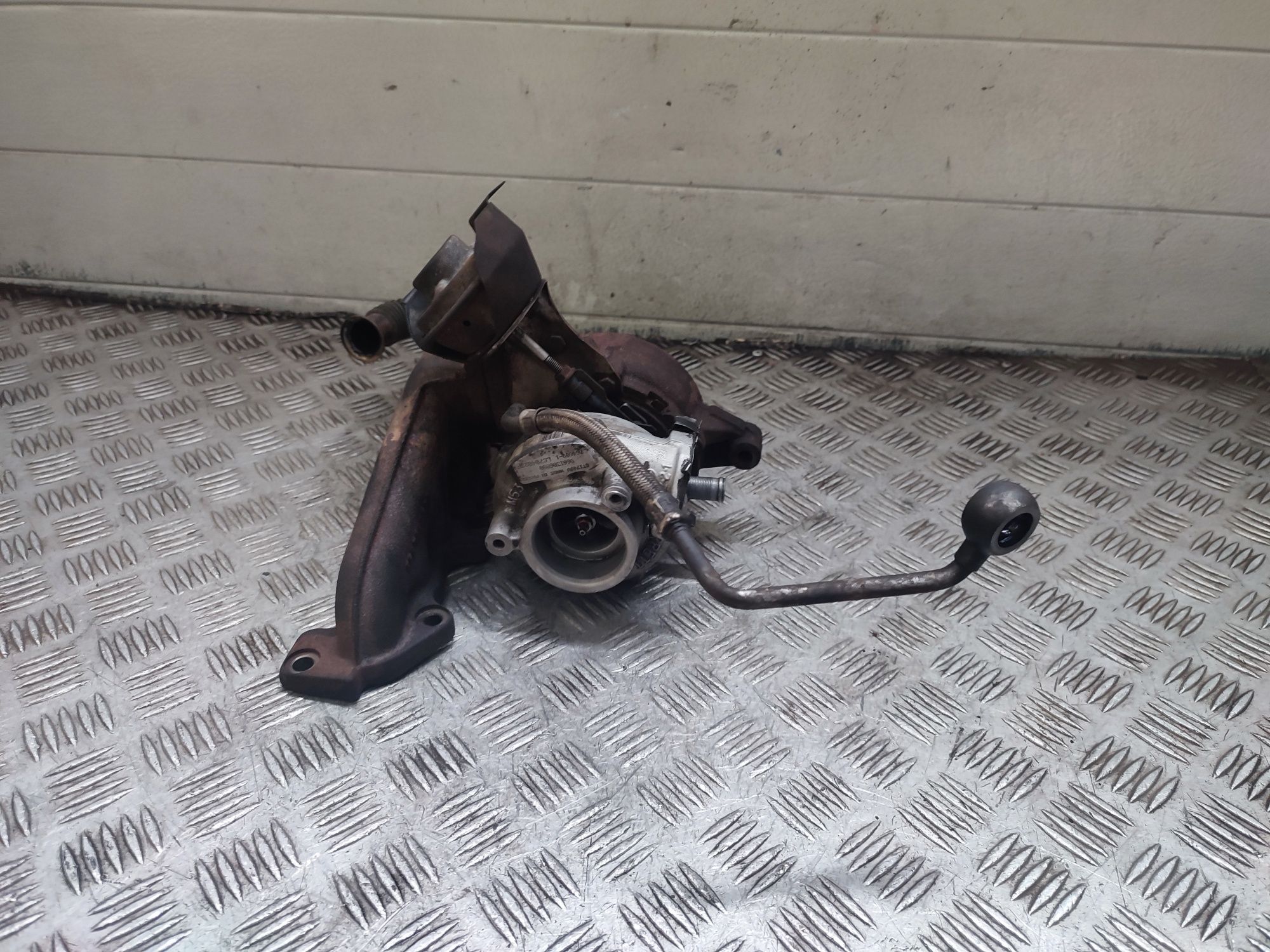 Fiat  Scudo II Citroen C8 Peugeot 807 2.0 HDI JTD turbina