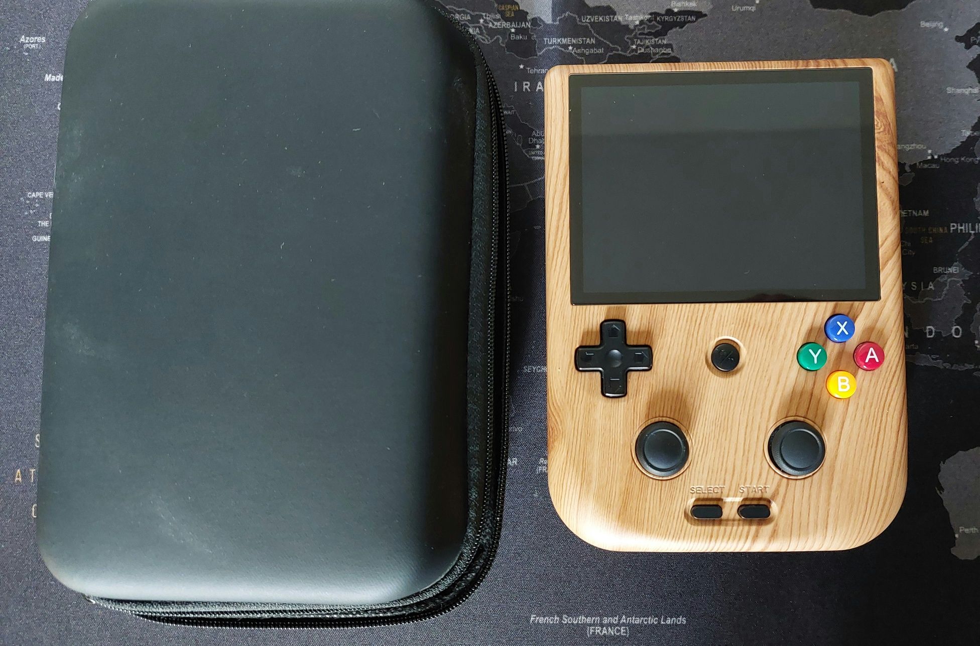 Consola Retro Emuladora Portátil Anbernic RG405V