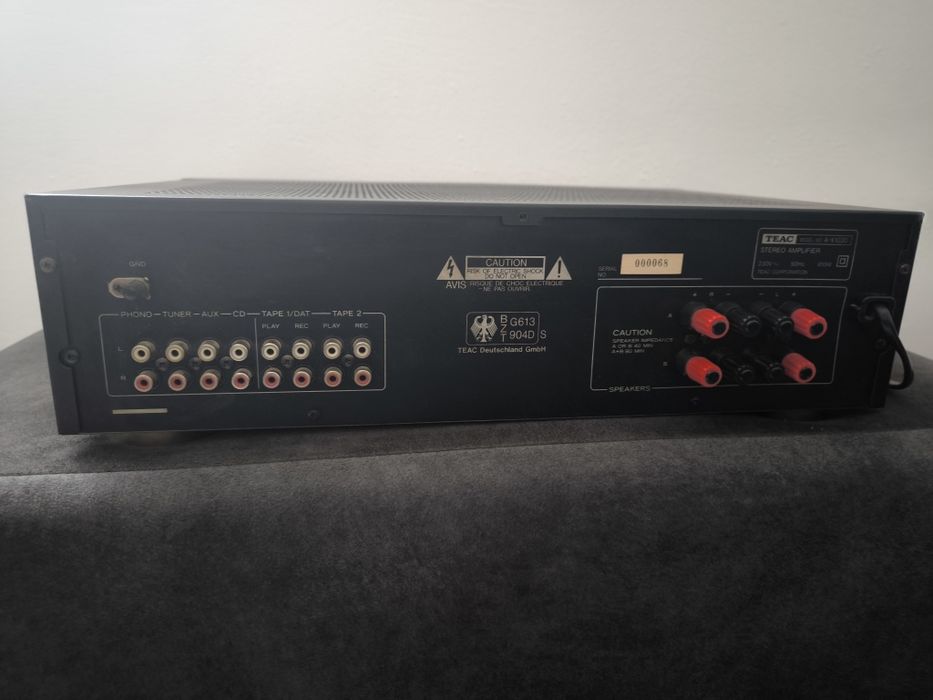 Wzmacniacz stereo TEAC A-X1030