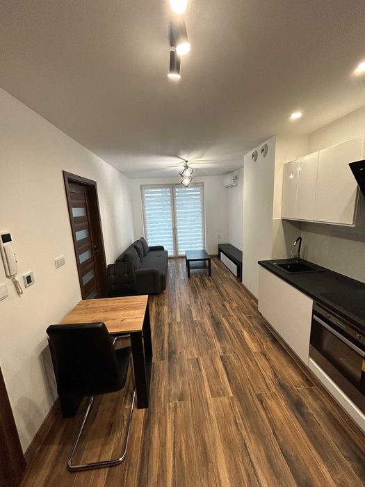 Mieszkanie 2-pokojowe z miejscem parkingowym i klimatyzacją