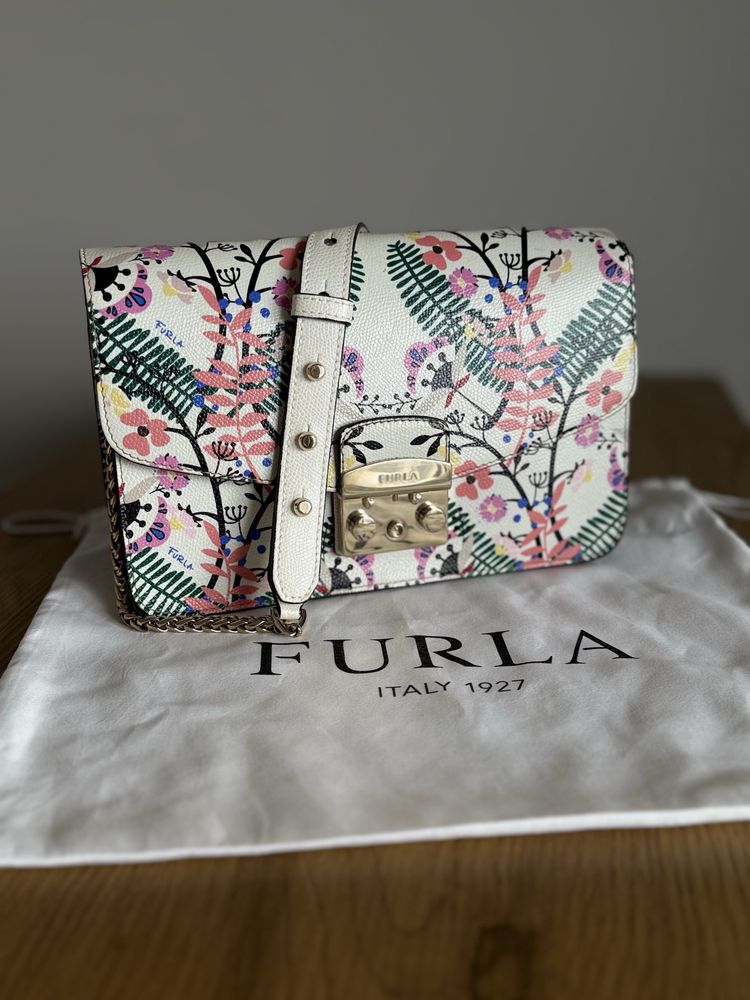 Сумка Furla metropolis оригінал  25х17х8 см + ремінь