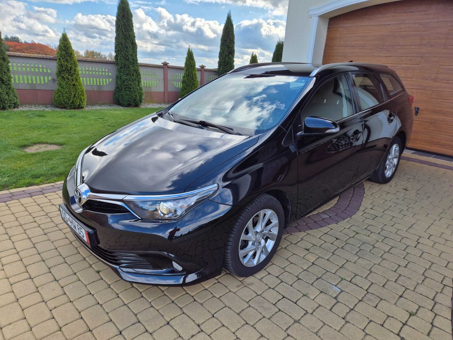 pierwszy właściciel, stan idealny, kamera cofania, klimatronic