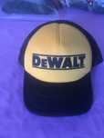 Кепка DeWalt продам