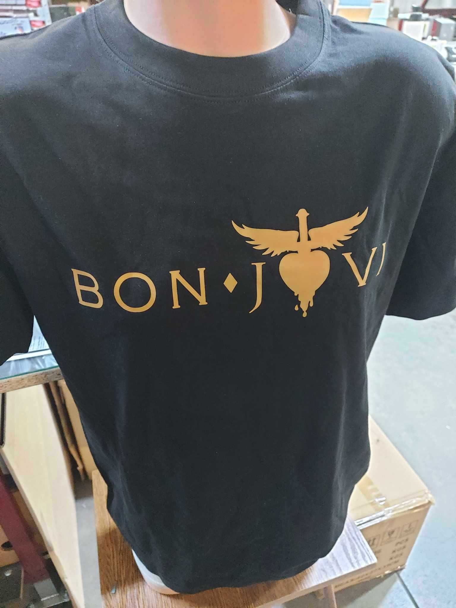 koszulka t-shirt bon jovi nieużywana rozmiar M