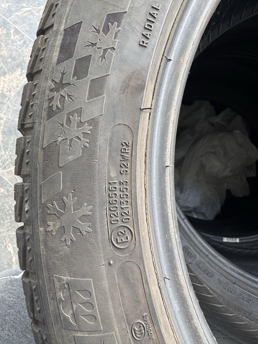 Шини 255/45/19 - 4шт Michelin Pilot Alpin PA4 зима