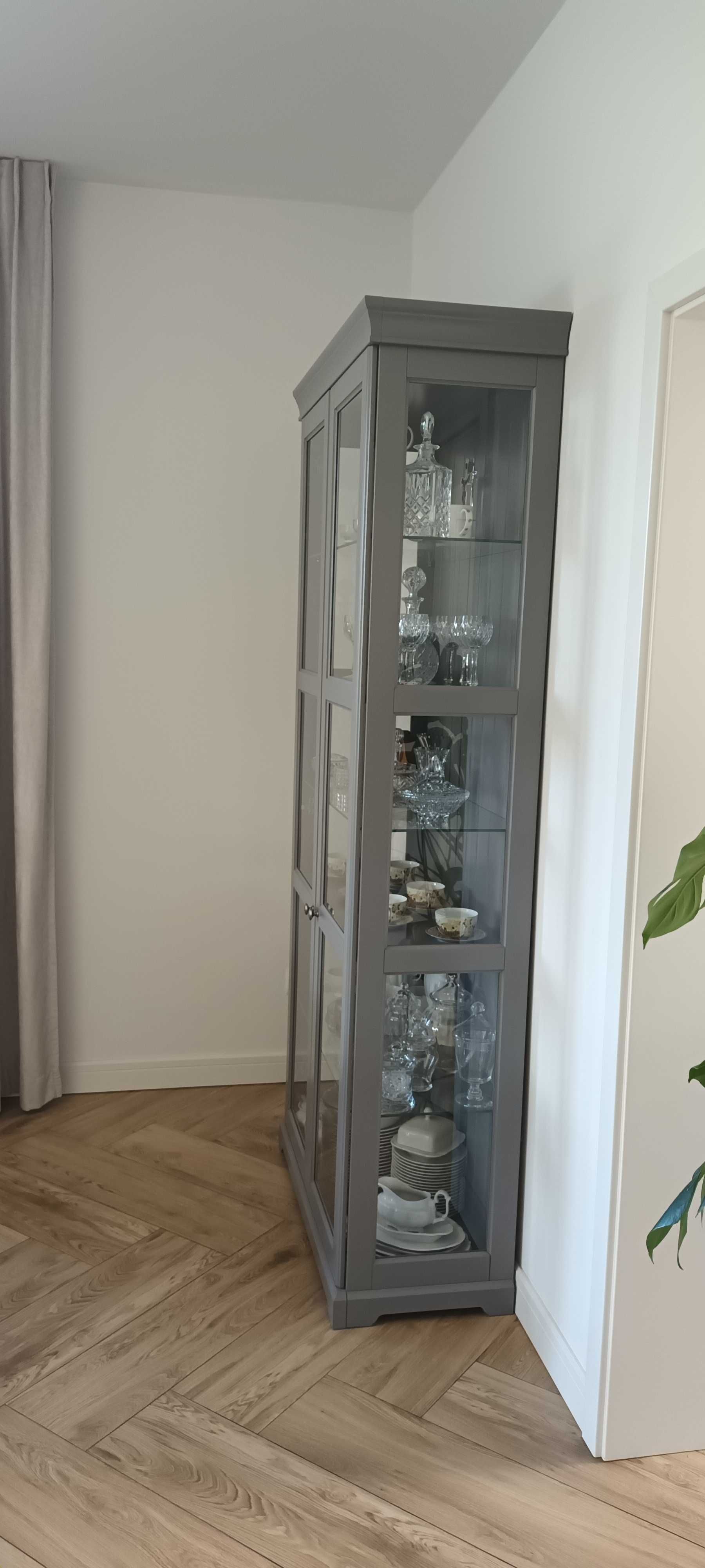 Ikea witryna Liatorp