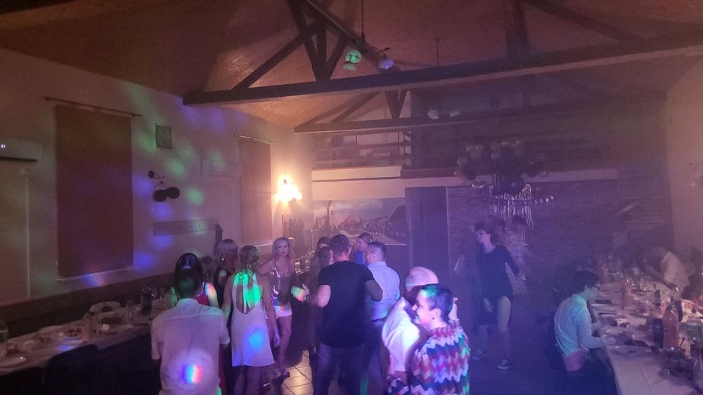 Oprawa muzyczna tanio