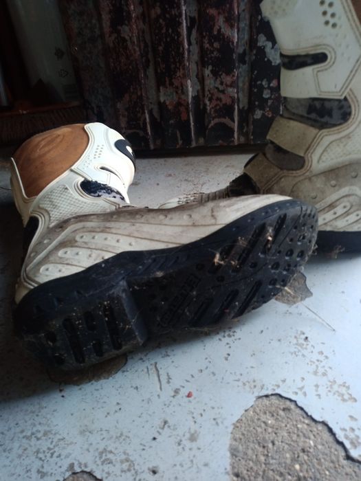 Botas motocross n42 usadas 2vezes