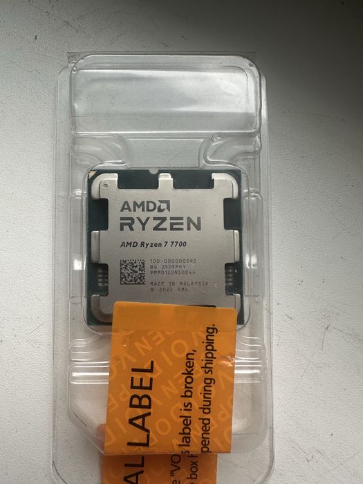 Процессор Ryzen 7 7700